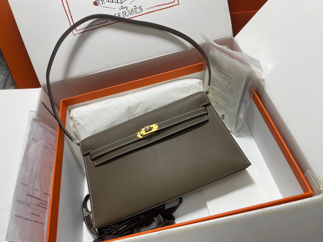 Hermes Kelly Elan Shoulder Bag in Etoupe Chevre Leather 